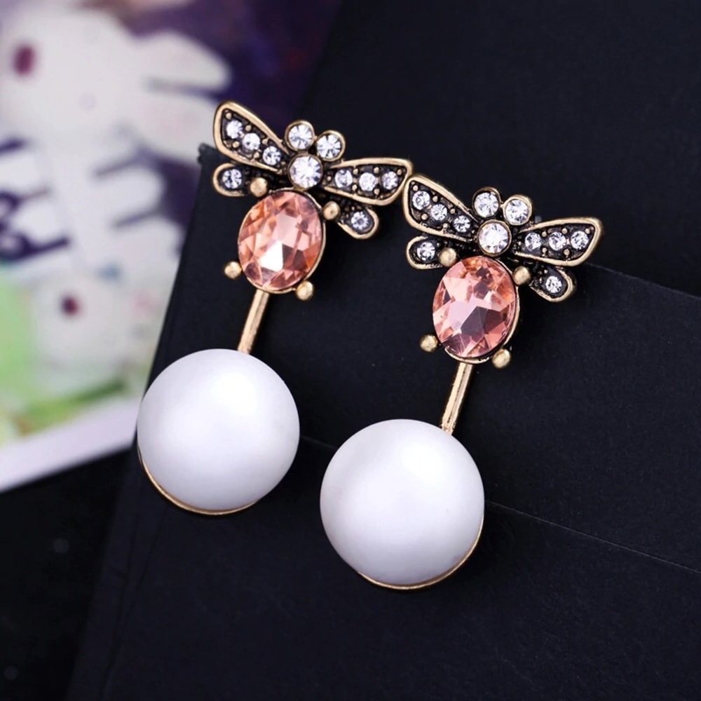 Dragonfly Pearl Earrings - Picture 2 of 4